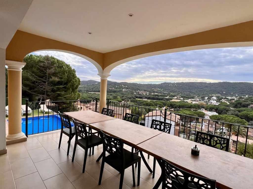 Casa Mas Ambros Con Piscina Desbordante Villa Calonge  Eksteriør billede